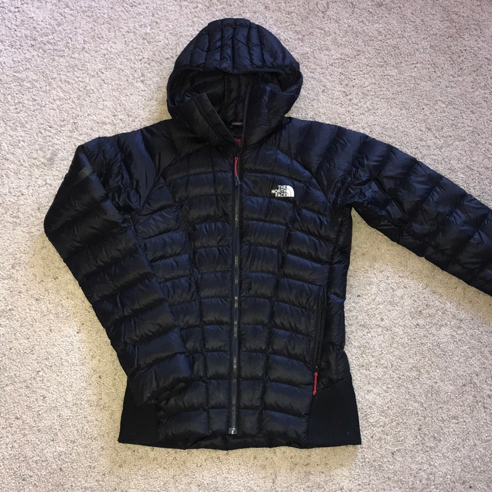 North Face thin puffer coat